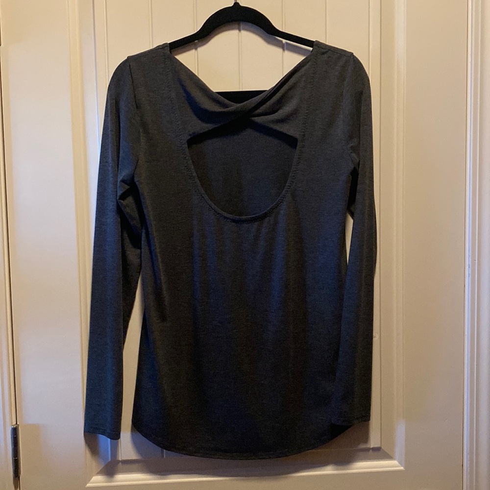 Athleta S long sleeve top